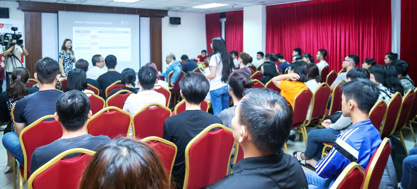 Trở thành công dân toàn cầu với nhiều cơ hội liên thông du học quốc tế tại Arena Multimedia Trở thành công dân toàn cầu với nhiều cơ hội liên thông du học quốc tế tại Arena Multimedia