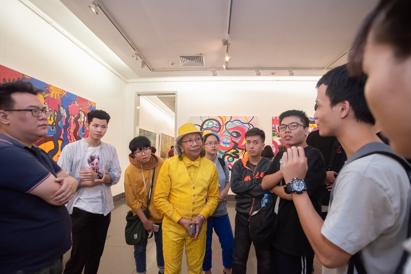 Lạc vào “Vũ điệu sắc màu” cùng các họa sĩ Hà Lan và Việt Nam Lạc vào “Vũ điệu sắc màu” cùng các họa sĩ Hà Lan và Việt Nam