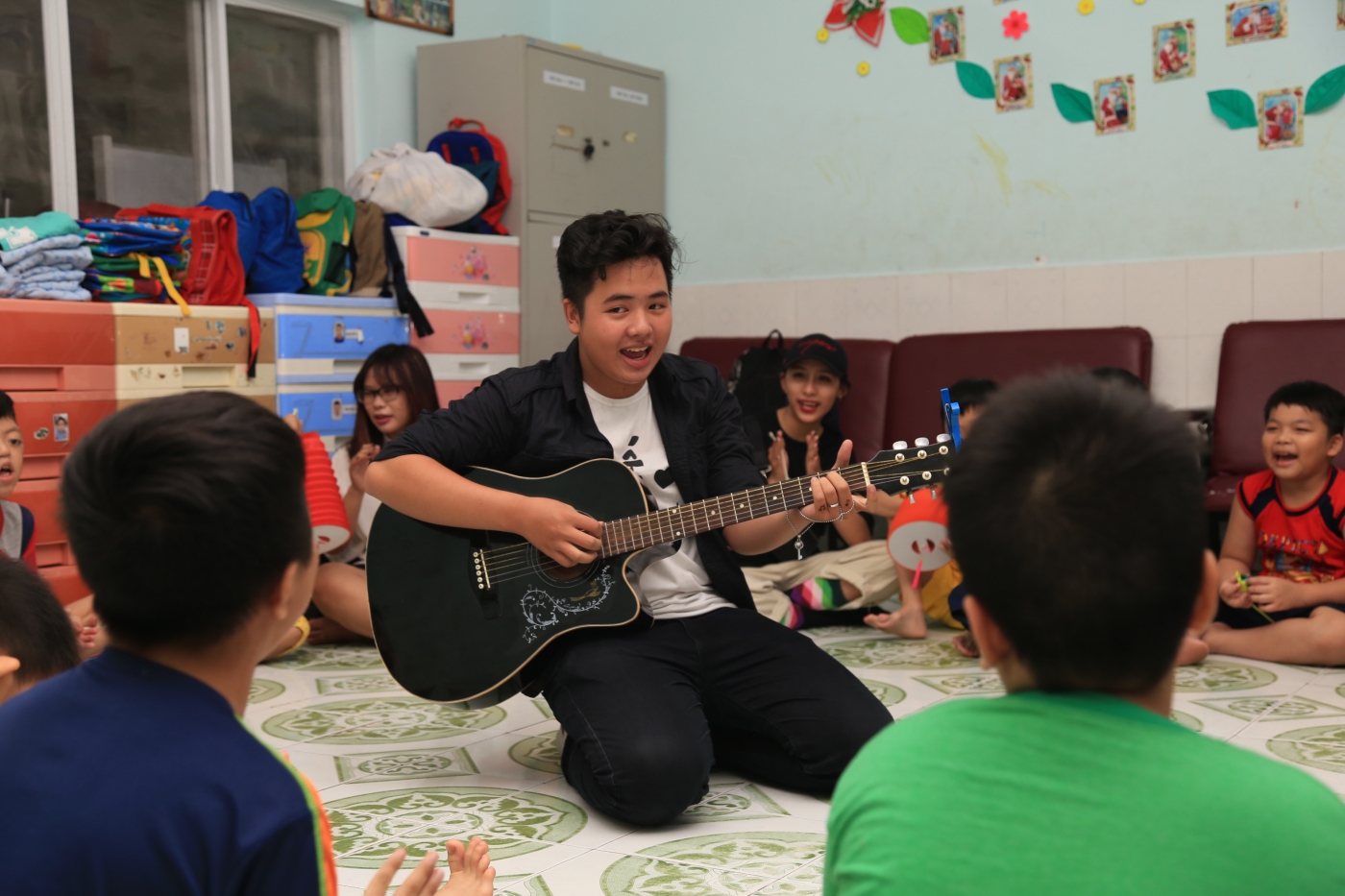 Trăng Thương… yêu thương cho đi, nhận lại nụ cười Trăng Thương… yêu thương cho đi, nhận lại nụ cười