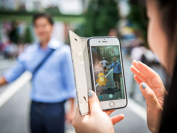 Hấp dẫn công nghệ AR, VR & 3D Mapping cùng Arena Multimedia Công nghệ AR trong Pokémon Go