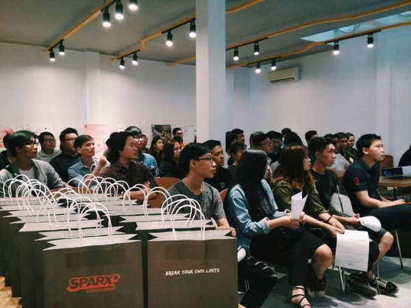 Ngại diễn xuất trước đám đông, bạn vẫn có thể “dấn thân” vào kinh đô điện ảnh Hollywood! Ngại diễn xuất trước đám đông, bạn vẫn có thể “dấn thân” vào kinh đô điện ảnh Hollywood!