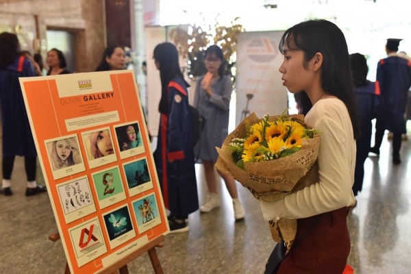 Hai dấu ấn đặc biệt tạo nên ngày Lễ Tốt Nghiệp 2017 không thể nào quên Hai dấu ấn đặc biệt tạo nên ngày Lễ Tốt Nghiệp 2017 không thể nào quên