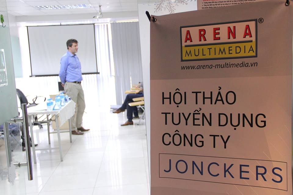 Hãy đi làm khi “đủ lớn để chịu trách nhiệm - đủ trẻ để say mê hoi-thao-huong-nghiep-jonckers