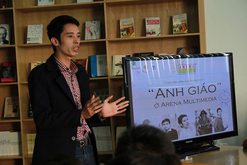 Có những anh giáo như thế ở Arena Có những anh giáo như thế ở Arena