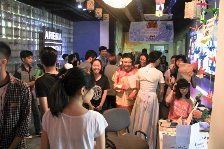 Arenaites quậy tưng bừng Phố Thu 2014