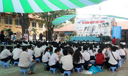 Arena Multimedia cùng bạn quyết định tương lai