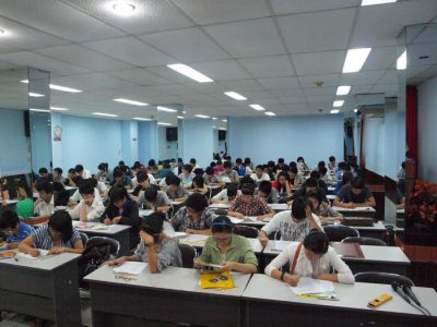 Sôi động không khí thi tuyển ngành thiết kế tại Arena Multimedia