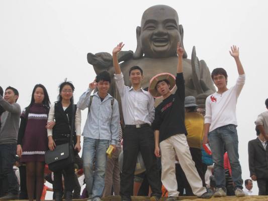 “SỜ..P..RING …TRI…P” – DU XUÂN VÀ HƠN THẾ NỮA …