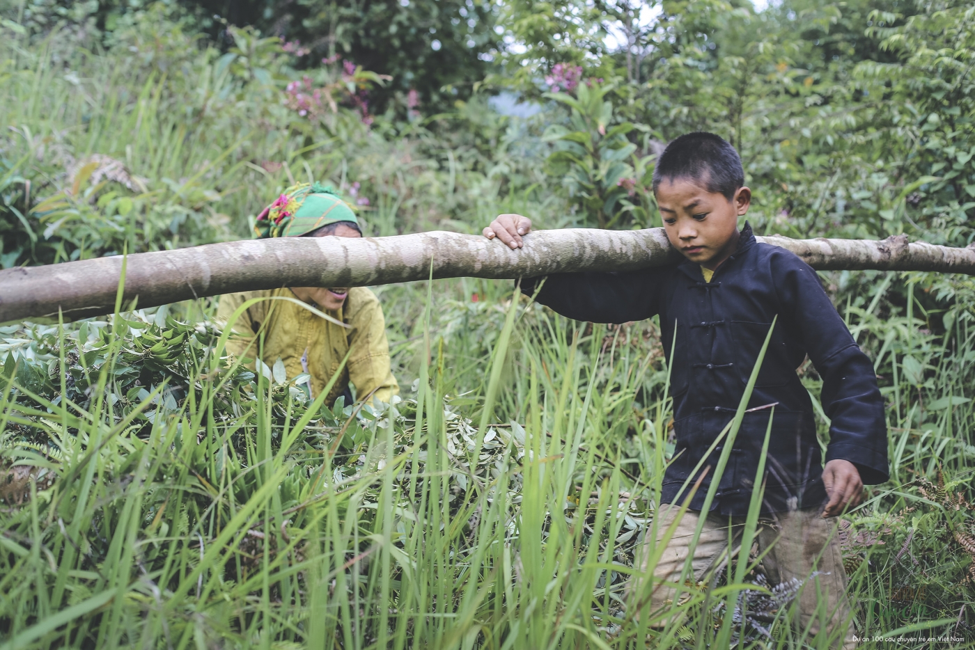 Câu chuyện số 10: Chạ và tiếng khèn trên cao nguyên đá Câu chuyện số 10: Chạ và tiếng khèn trên cao nguyên đá