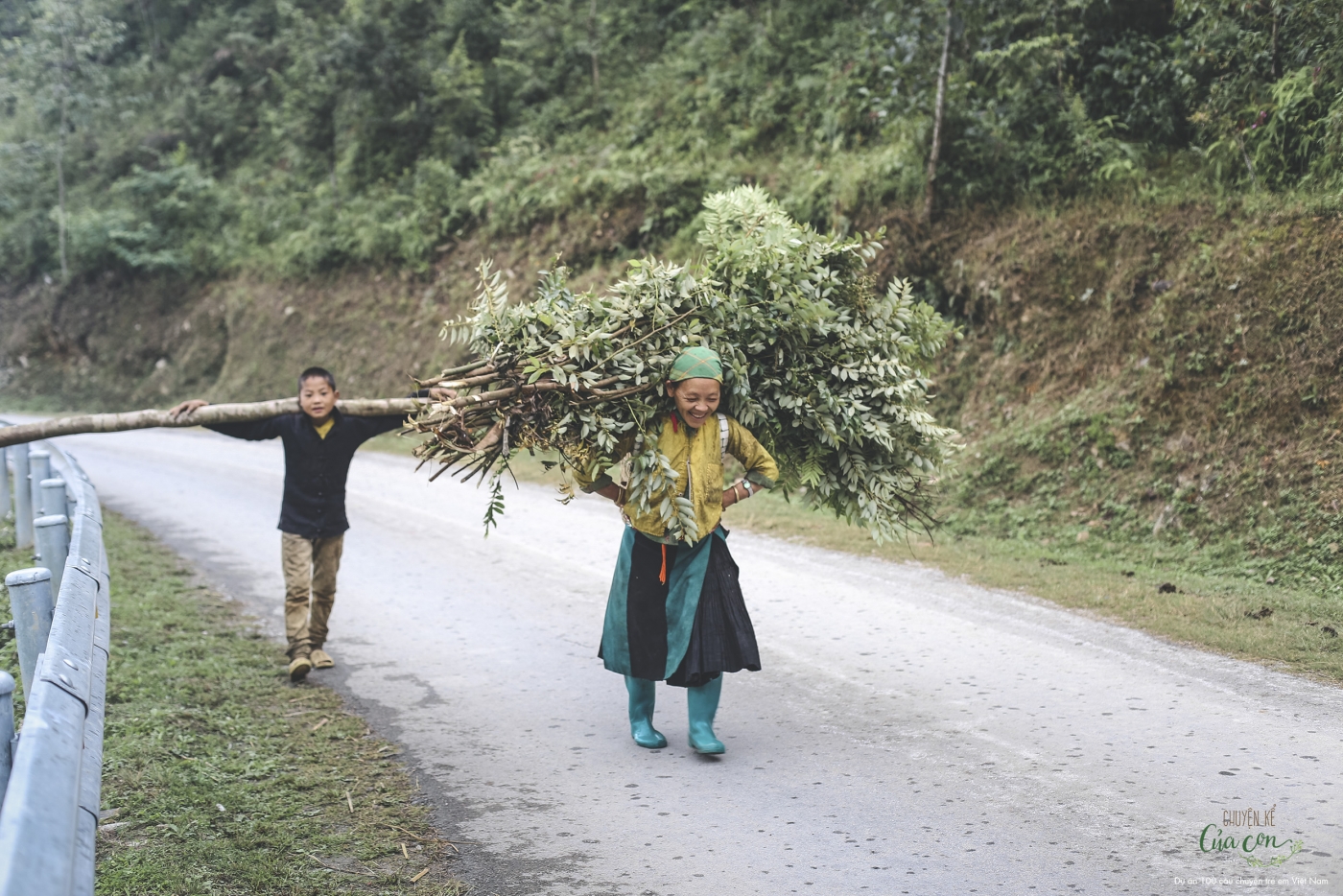 Câu chuyện số 10: Chạ và tiếng khèn trên cao nguyên đá Câu chuyện số 10: Chạ và tiếng khèn trên cao nguyên đá