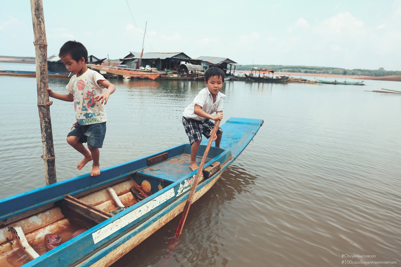Câu chuyện số 2: Thiết và ngôi nhà trên nước