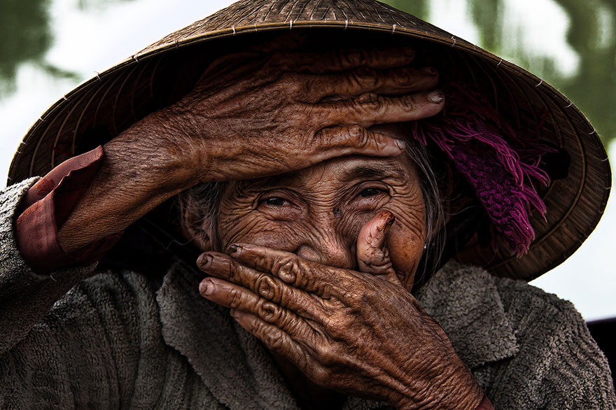 nu-cuoi-viet-nam-ong-kinh-rehahn nu-cuoi-viet-nam-ong-kinh-rehahn