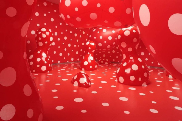 Triển lãm “Yayoi Kusama: Những nỗi ám ảnh”