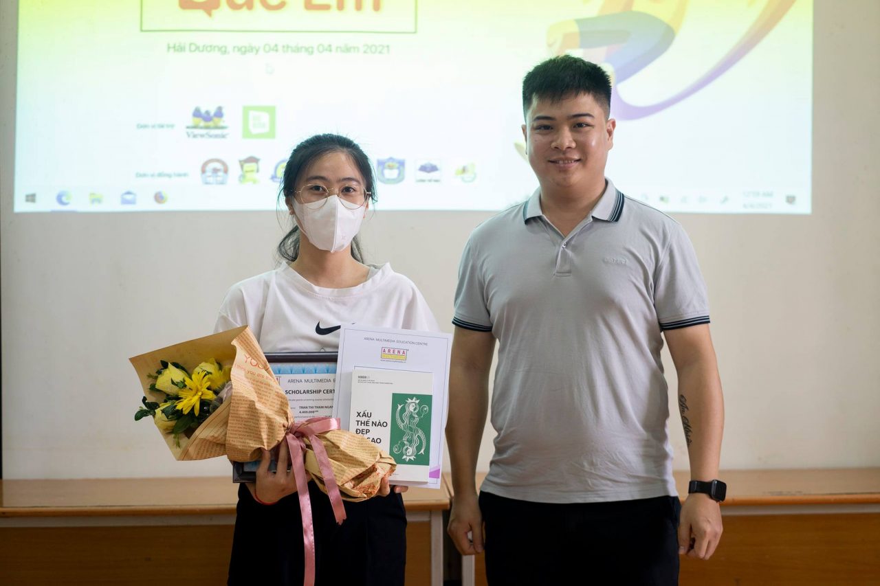 Học sinh ở “tâm dịch” Hải Dương làm hơn 250 tác phẩm cổ động phòng chống dịch cho quê hương Học sinh ở “tâm dịch” Hải Dương làm hơn 250 tác phẩm cổ động phòng chống dịch cho quê hương