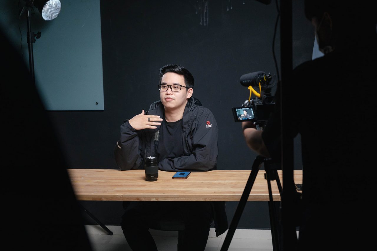 Become A Vlogger: 3 yếu tố để bắt đầu hành trình xây dựng kênh Youtube của bạn