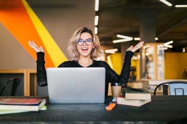 Trang bị laptop tốt trong quá trình học và làm