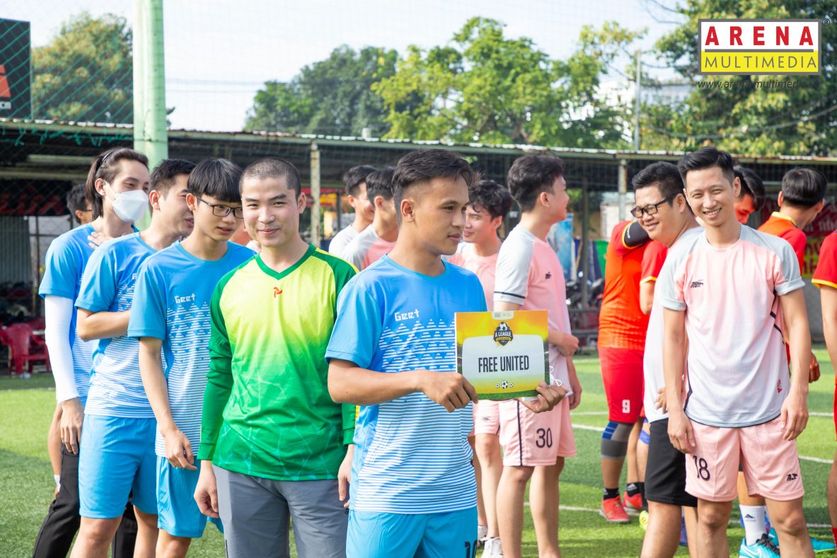 Đắm mình vào những trận cầu sôi động của A LEAGUE 2021 - Giải bóng đá khai màn bình thường mới do Arena Multimedia tổ chức