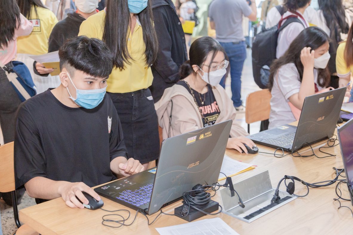 Arena Open Day 2022: Ngày hội trải nghiệm và kết nối hàng trăm bạn trẻ yêu thích Mỹ thuật Đa phương tiện