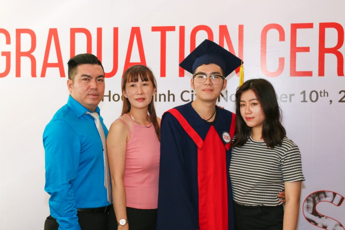 Đại tiệc cảm xúc của các tân khoa Arenaites tại Lễ Tốt Nghiệp 2018