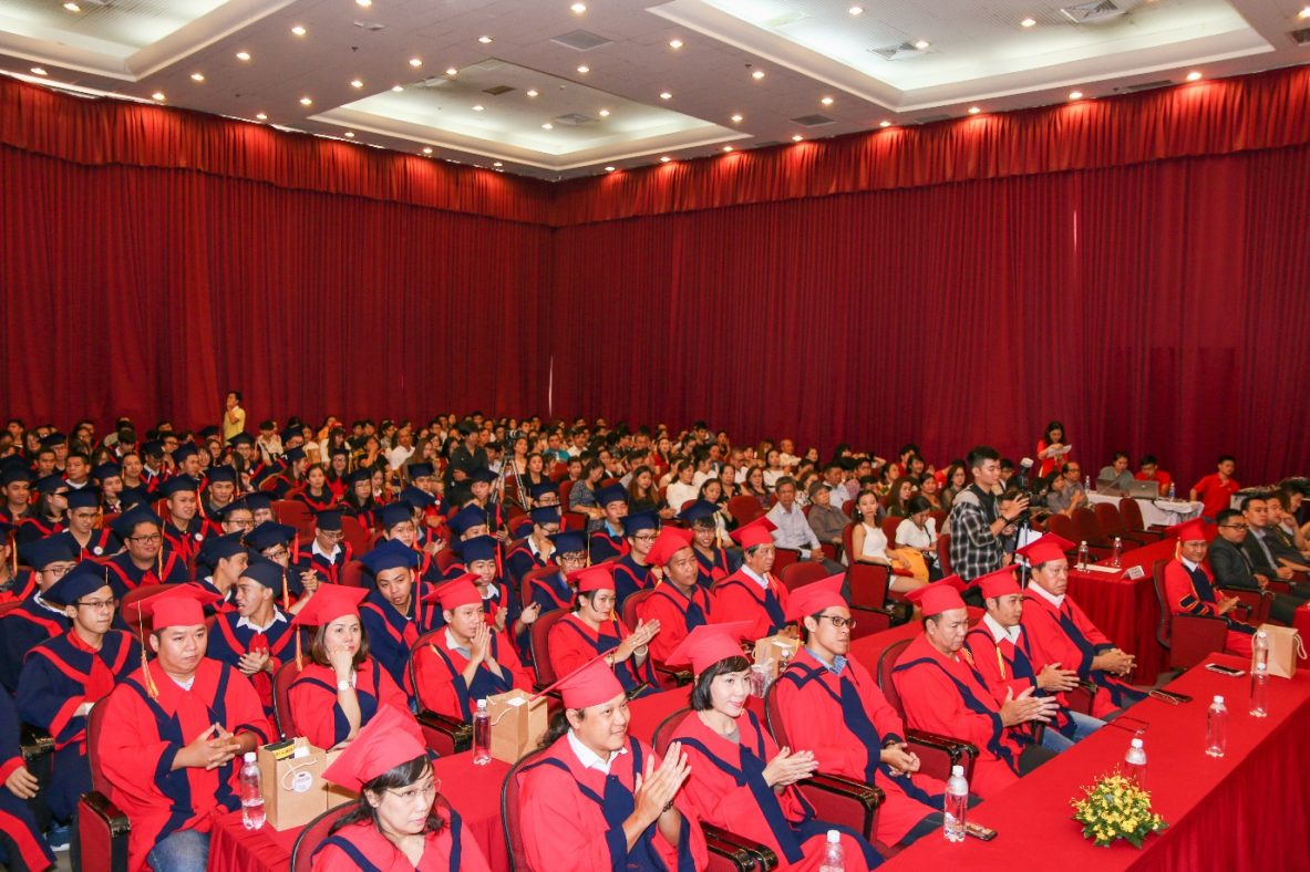Đại tiệc cảm xúc của các tân khoa Arenaites tại Lễ Tốt Nghiệp 2018