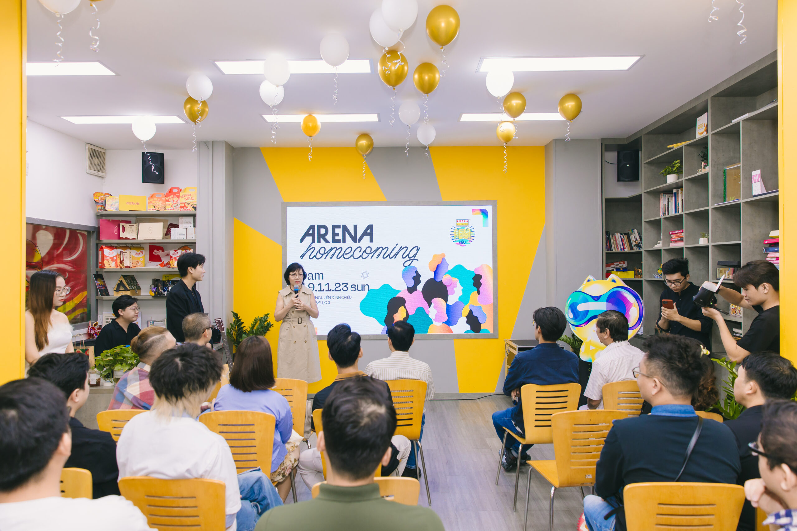 Arena Homecoming: Cuộc hội ngộ đầy cảm xúc của cựu học viên và giảng viên Arena qua nhiều thế hệ