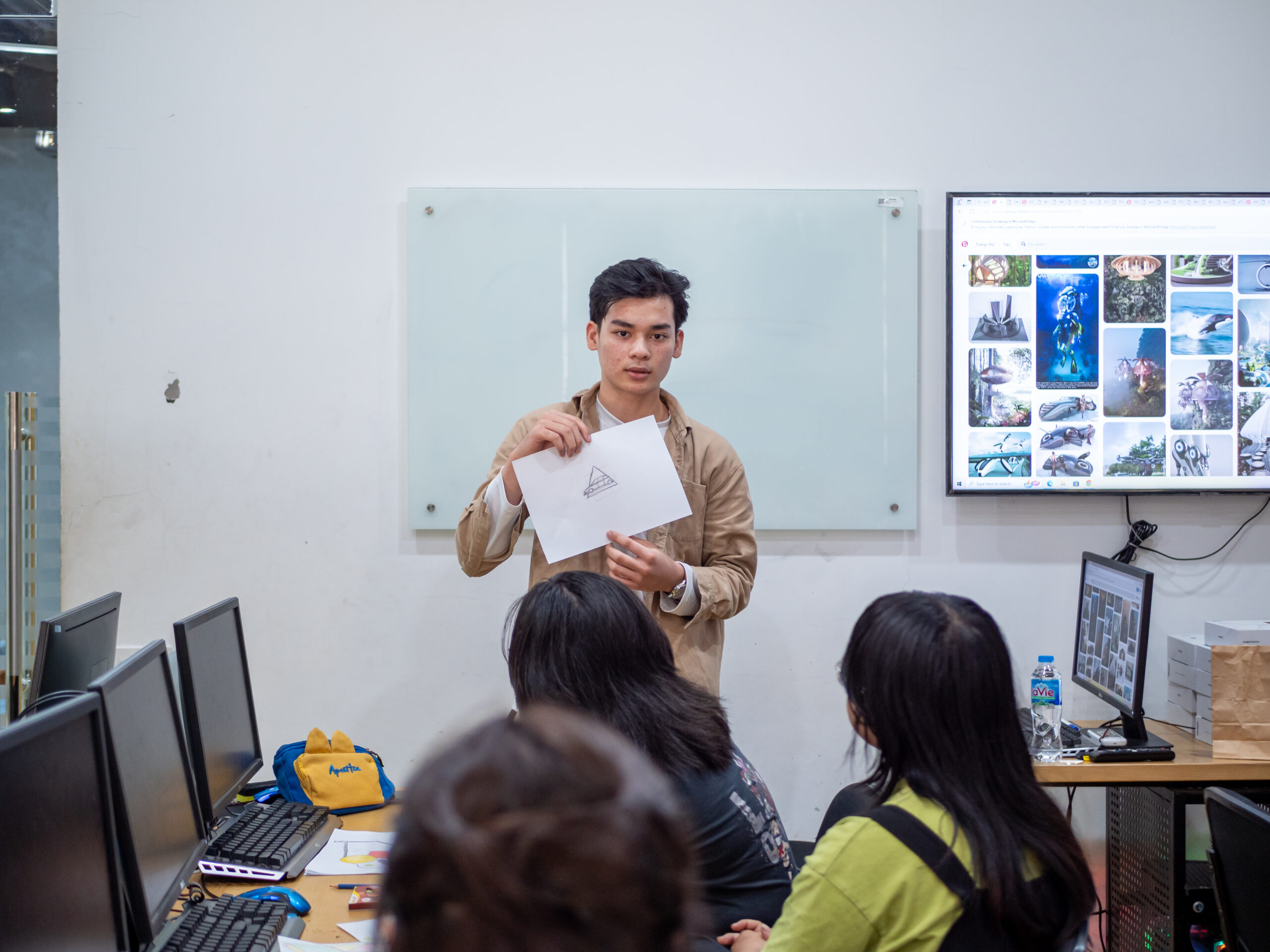 Trải nghiệm “thực học” đến “thực hành” với Hình và Ảnh