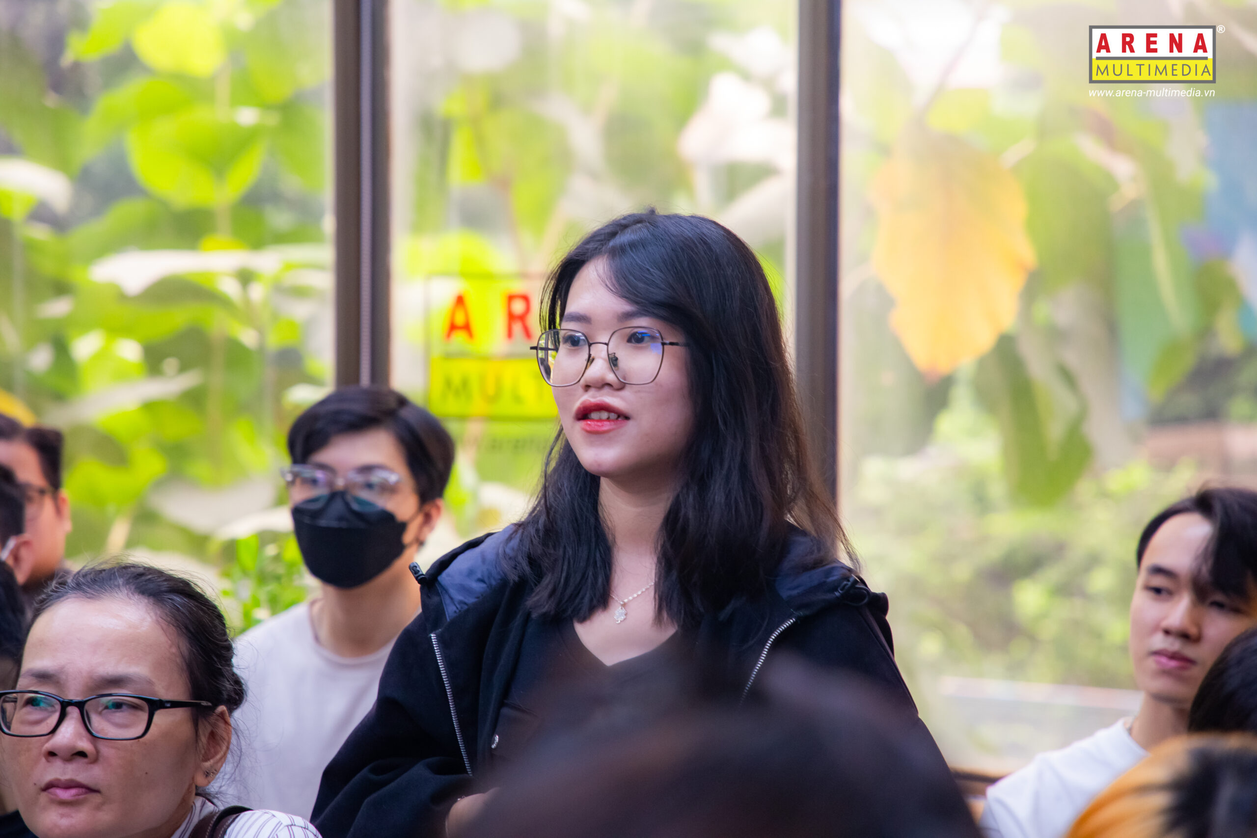Từ “đơ” đến “slay”: Khám phá bí quyết thuyết trình vạn người mê cùng anh Khoa Chim