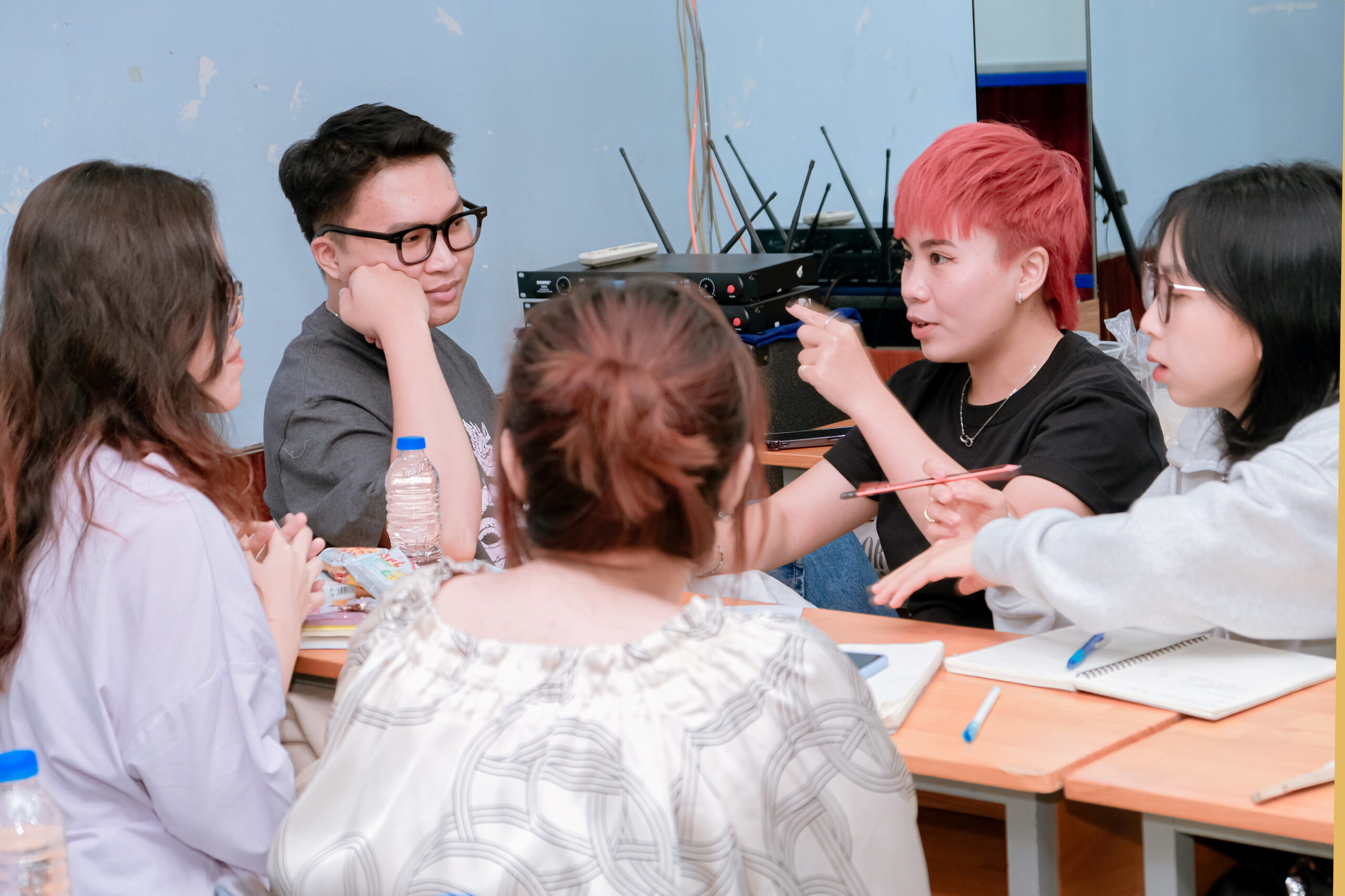 Creative Coach Hoàng Nguyễn: “Thái độ là yếu tố cơ bản để bắt đầu một hành trình sáng tạo bền vững”