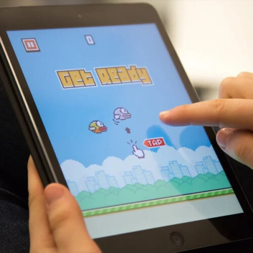 Tôi làm Game Flappy Bird cho những người đi xe buýt