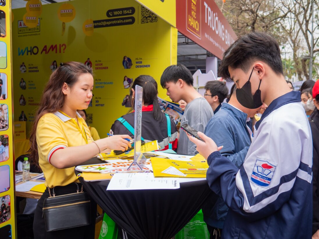 Arena Multimedia tại ngày hội Tư vấn tuyển sinh - hướng nghiệp 2024 cùng báo Tuổi trẻ