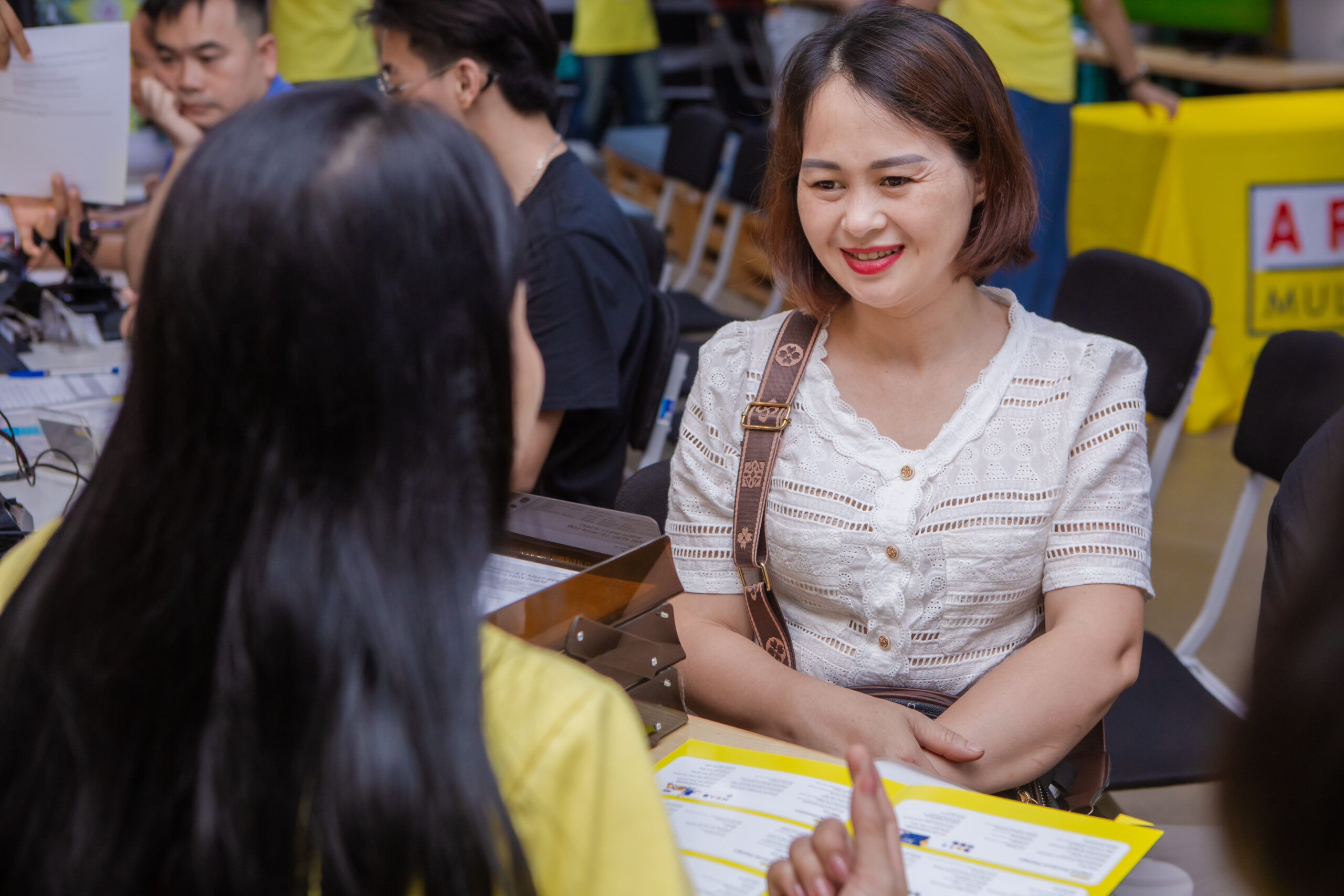 Trái ngọt của sự tin tưởng: Trải nghiệm nghề Thiết kế cùng con