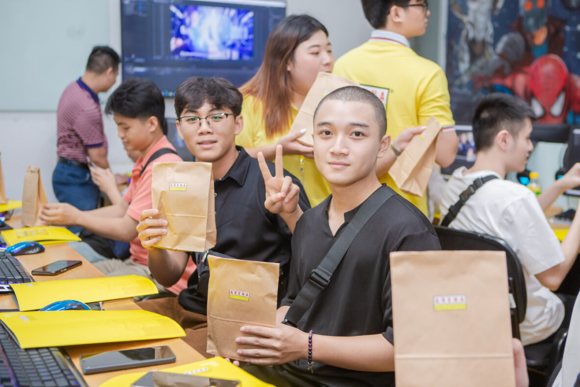 Hòa mình vào “cơn sóng Sáng tạo” để vươn ra đại dương tương lai