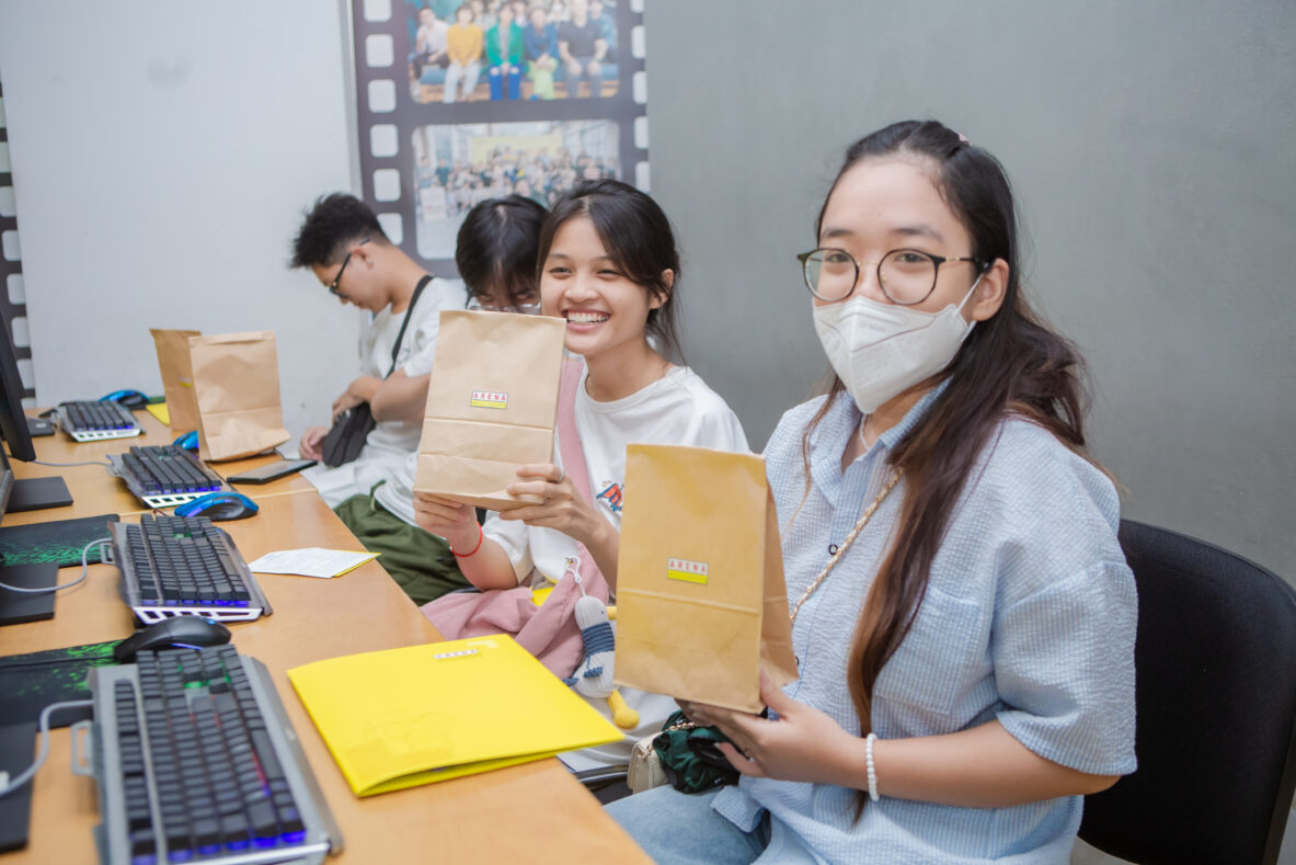 Hòa mình vào “cơn sóng Sáng tạo” để vươn ra đại dương tương lai
