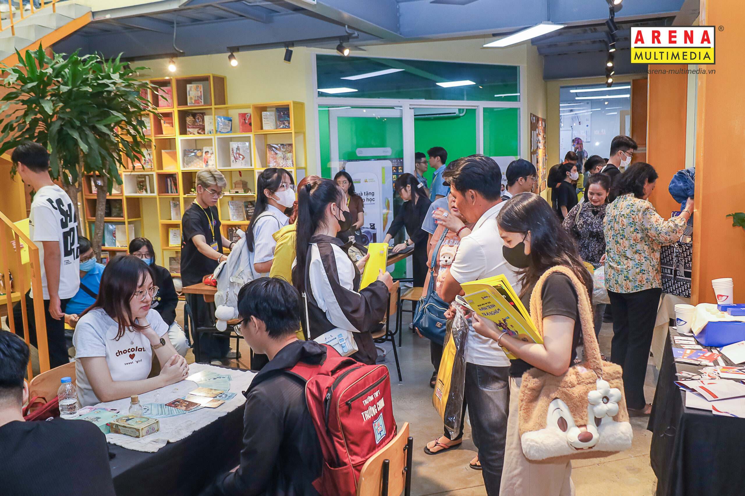 Trải nghiệm Sáng tạo - Định hình tương lai cùng hàng trăm bạn trẻ tại ngày hội Arena Open Day 2024