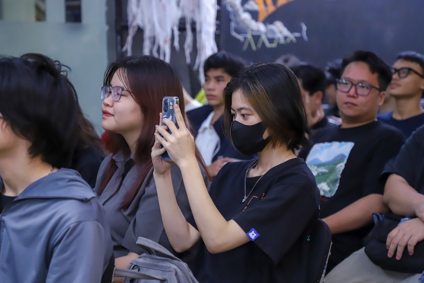 Tập tành học Bố cục trong Thiết kế cùng Arena Multimedia