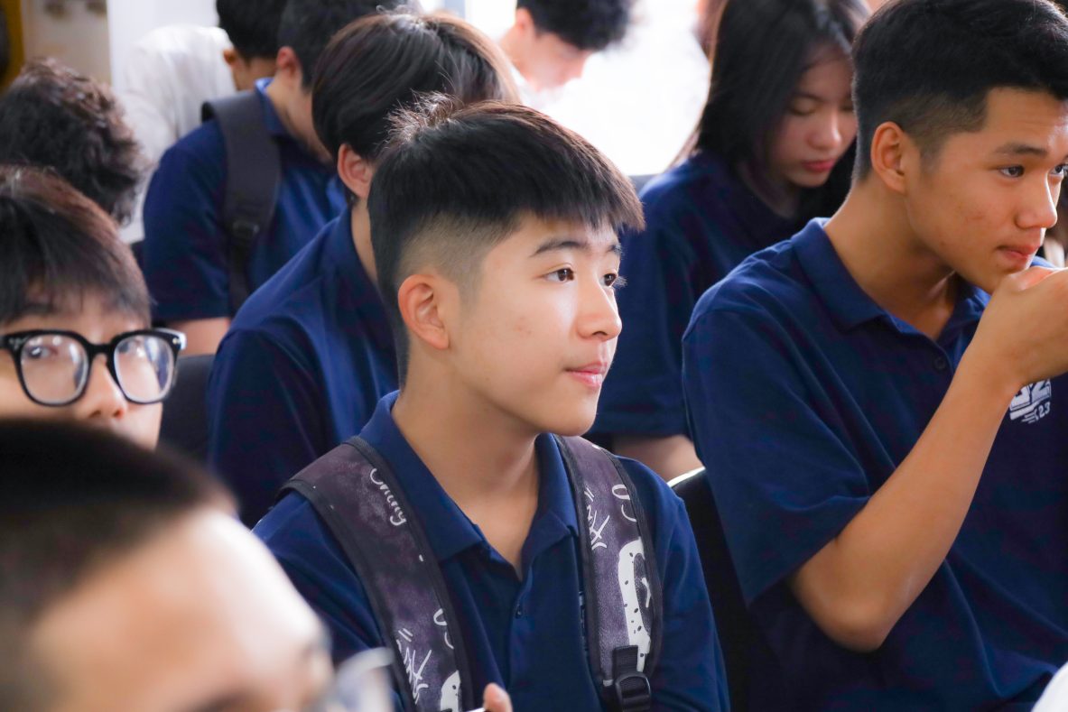 Một ngày thấu hiểu về tương lai - Lựa chọn sao cho đúng!