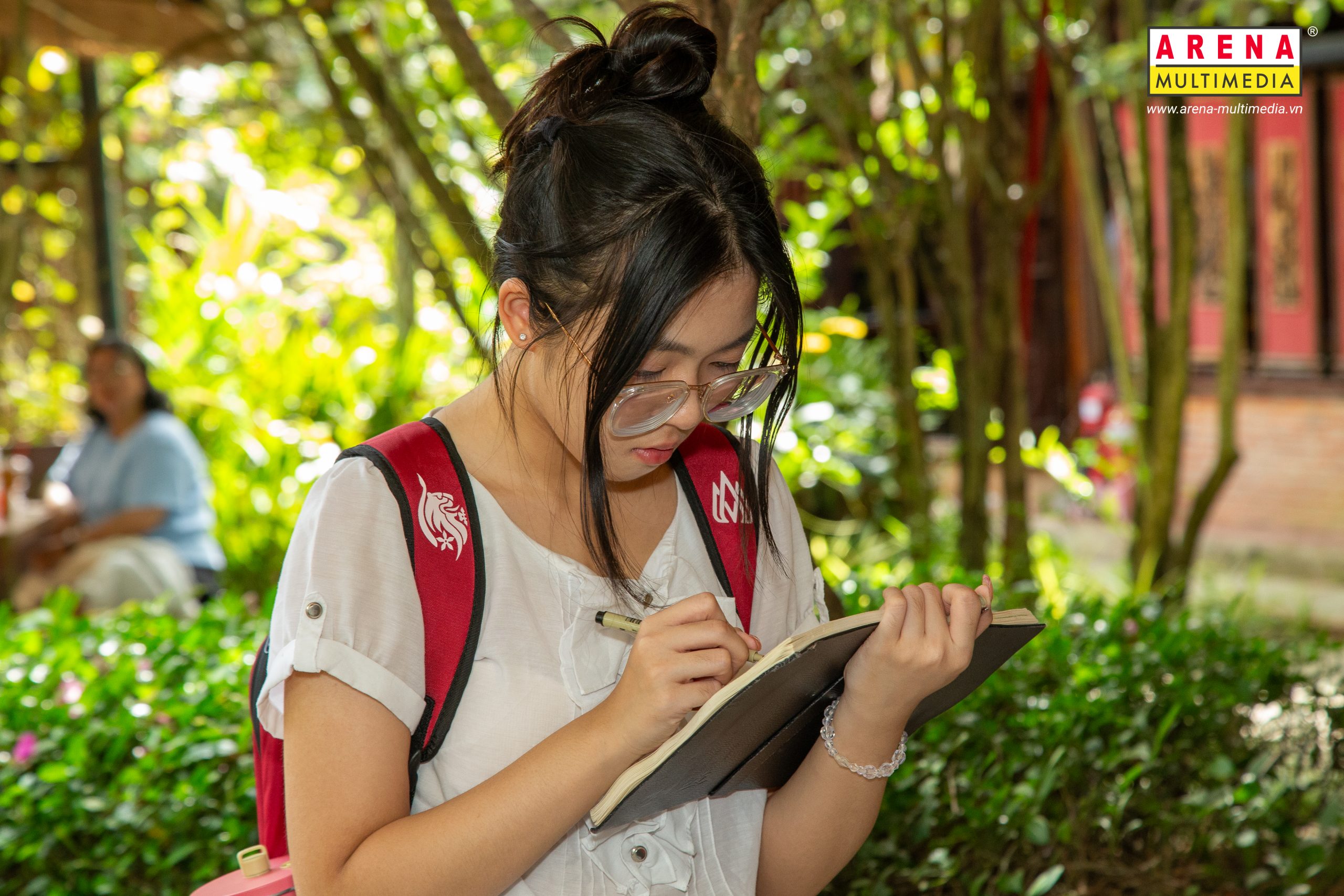 “Bội thu” trải nghiệm cùng học viên Arena trong chuyến đi sáng tạo tại làng nghề Một Thoáng Việt Nam