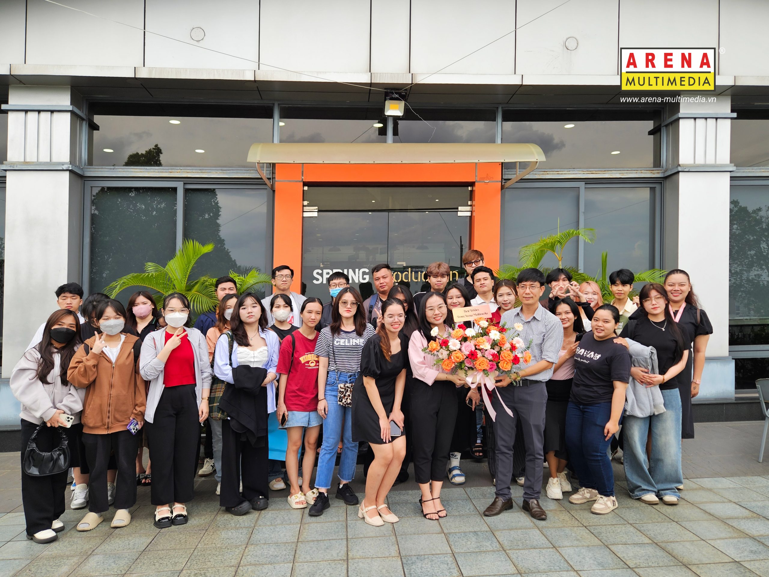 Series Company Tour 2024: Tăng trải nghiệm, bồi đắp kinh nghiệm tại các doanh nghiệp sáng tạo hàng đầu