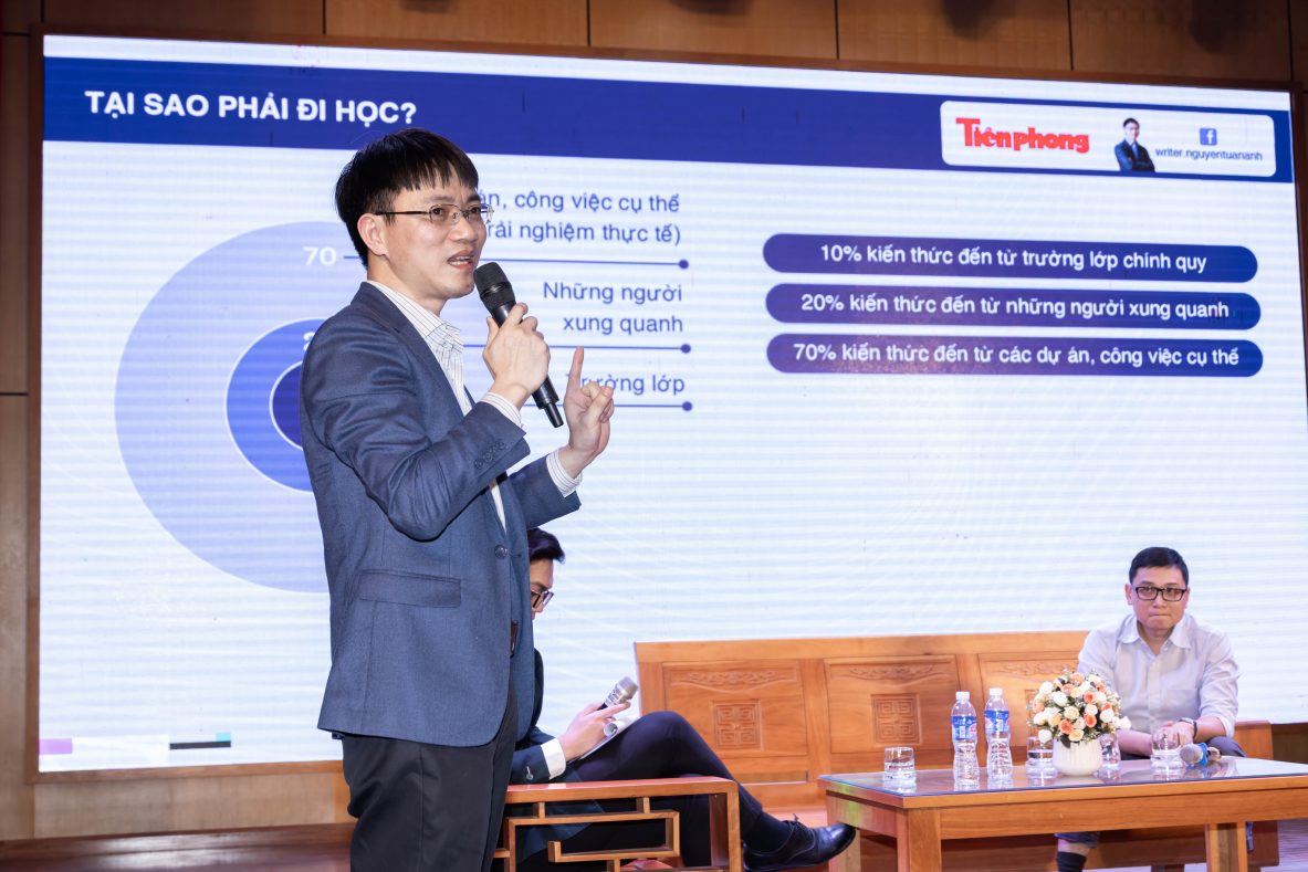 Trường học hay Trường đời: Hành trang nào cho sinh viên trước ngưỡng cửa tự lập?
