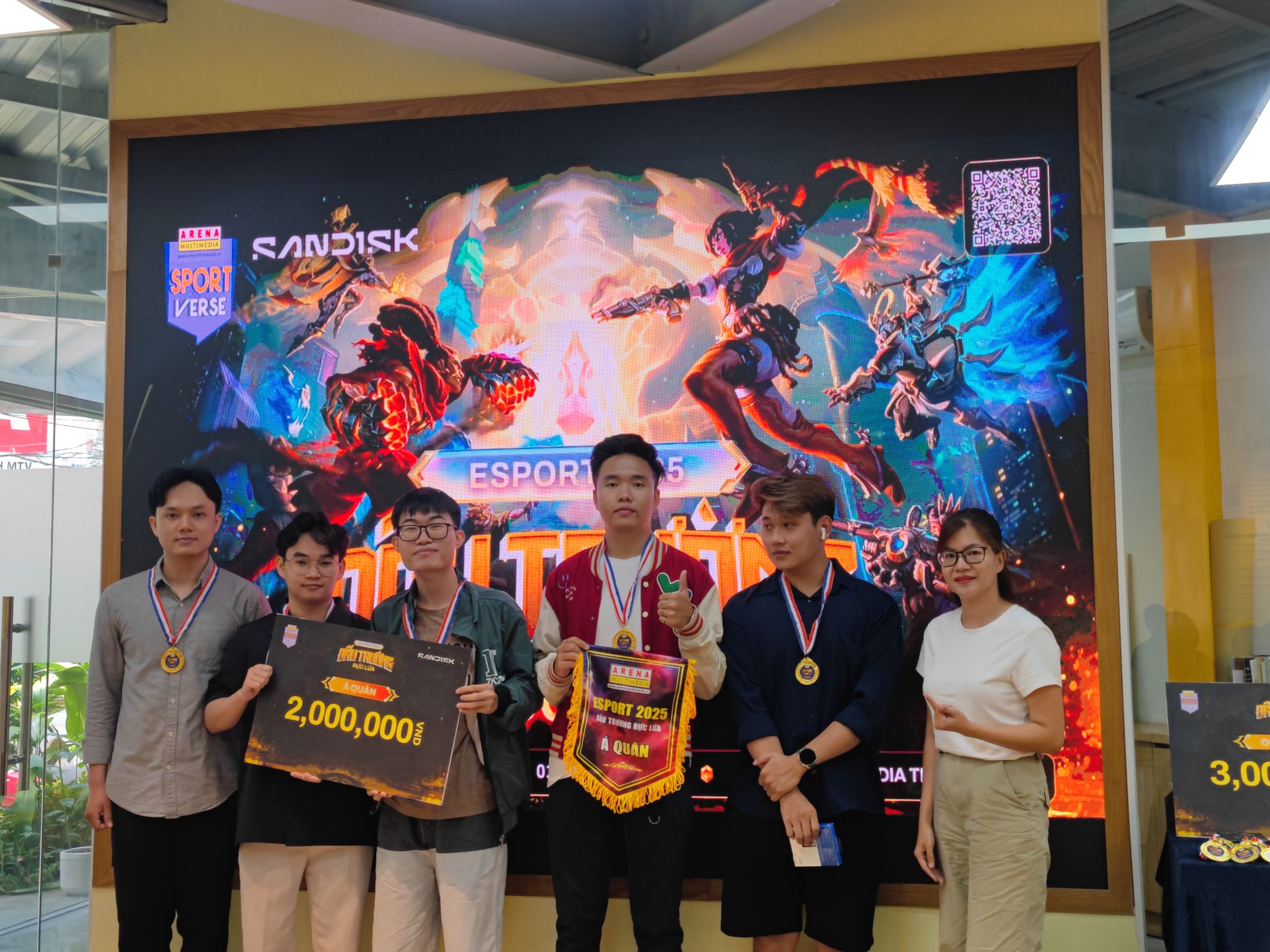 Từ lớp học đến sân chơi Esport: Cộng đồng Arenaites cùng tạo nên một “đấu trường rực lửa” Từ lớp học đến sân chơi Esport: Cộng đồng Arenaites cùng tạo nên một “đấu trường rực lửa”
