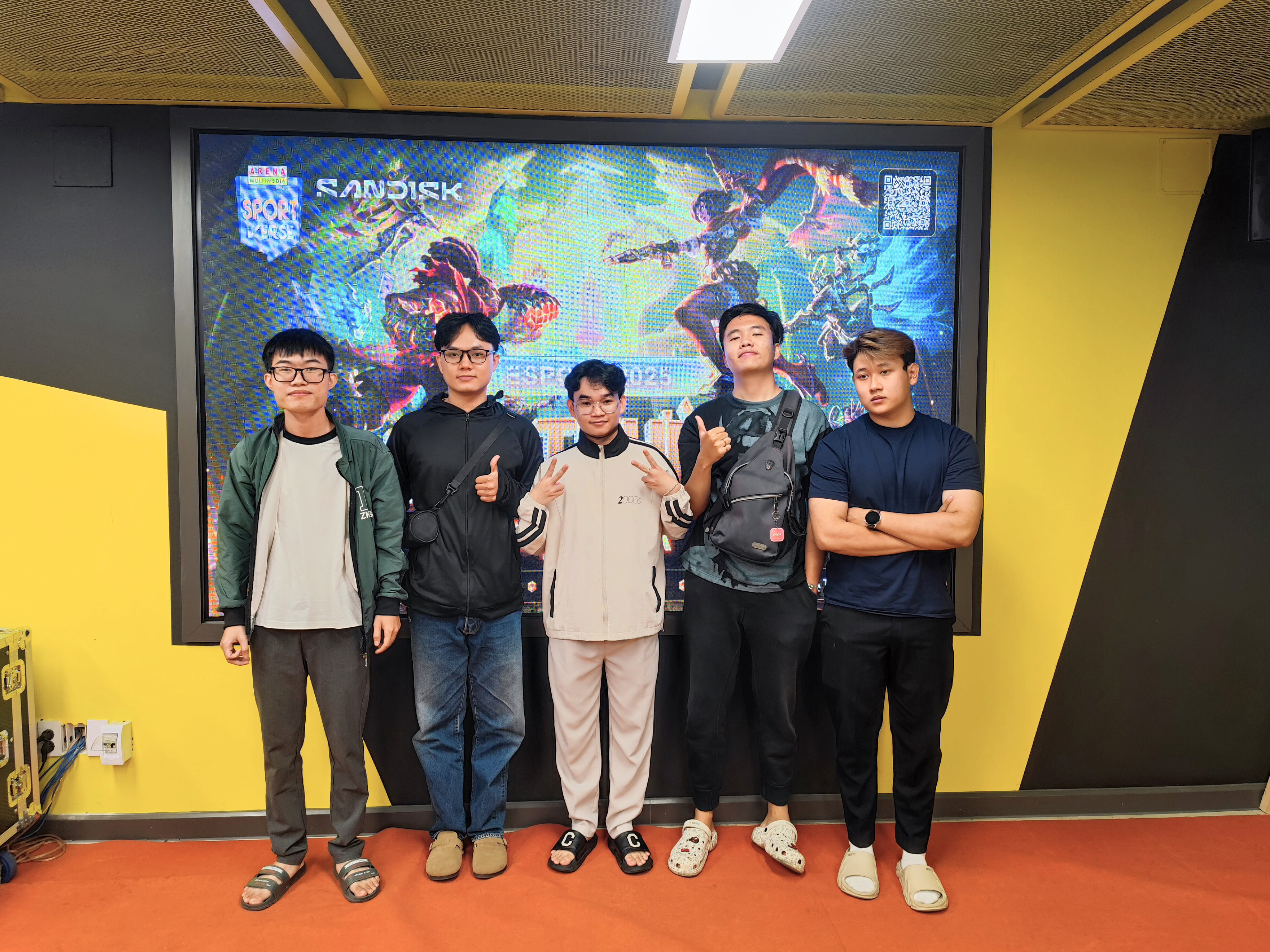 Từ lớp học đến sân chơi Esport: Cộng đồng Arenaites cùng tạo nên một “đấu trường rực lửa” Từ lớp học đến sân chơi Esport: Cộng đồng Arenaites cùng tạo nên một “đấu trường rực lửa”