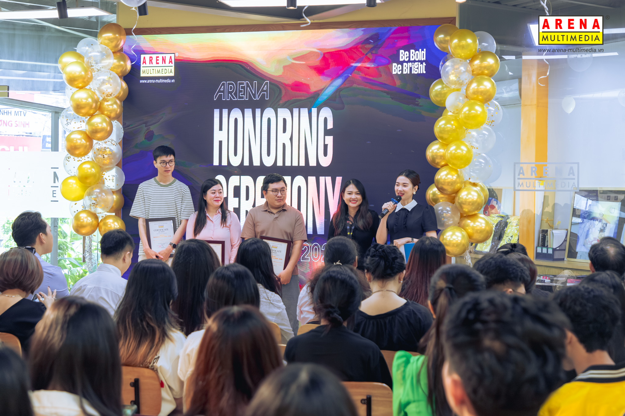Arena Honoring Ceremony 2025 khu vực TP. HCM: Hãy để Arenaites kể bạn nghe hành trình Sáng tạo “lấp lánh” như thế nào! Arena Honoring Ceremony 2025 khu vực TP. HCM: Hãy để Arenaites kể bạn nghe hành trình Sáng tạo “lấp lánh” như thế nào!