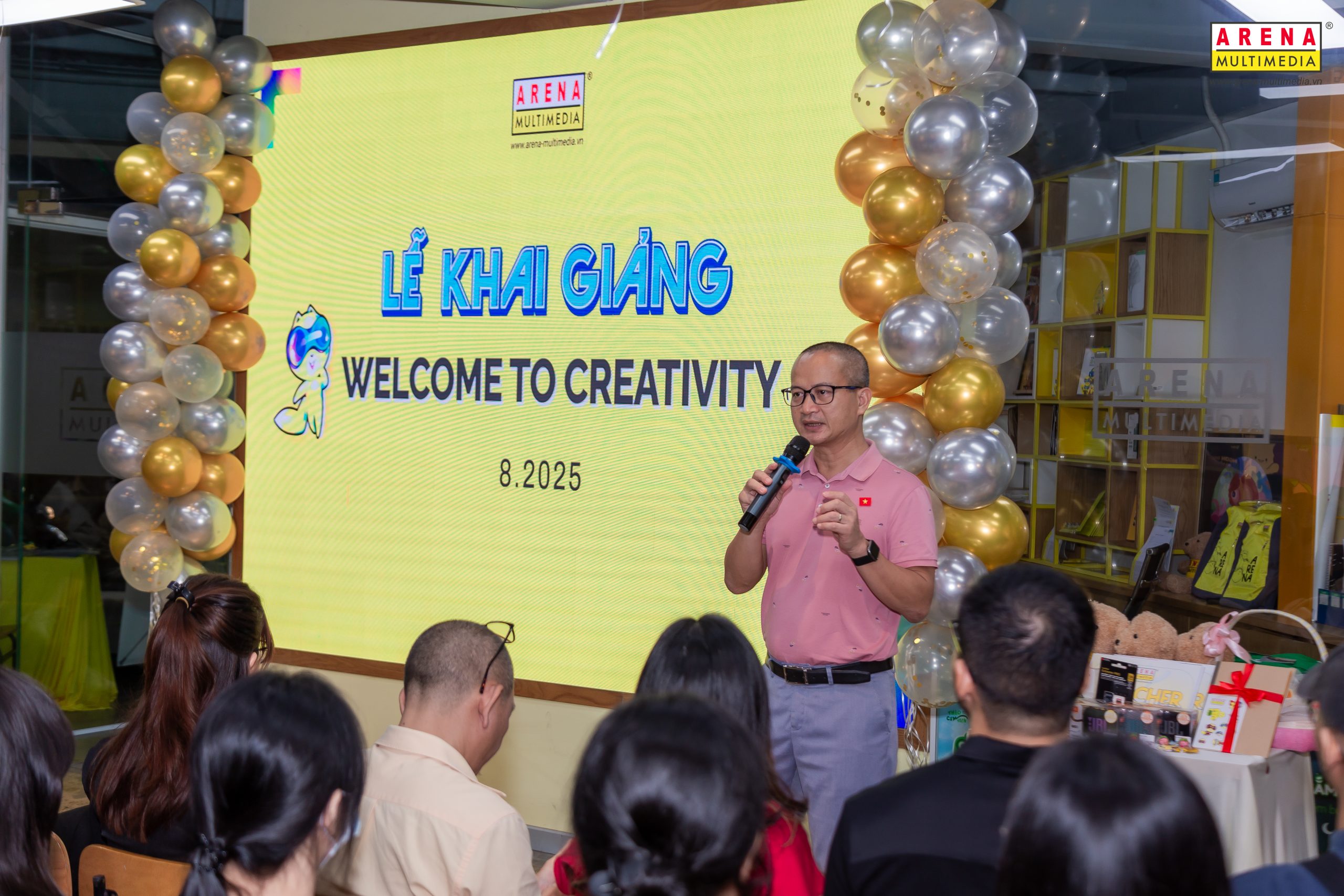 Lễ khai giảng "Welcome To Creativity": Khởi đầu hành trình "Happy Designers" đầy nhiệt huyết Lễ khai giảng "Welcome To Creativity": Khởi đầu hành trình "Happy Designers" đầy nhiệt huyết