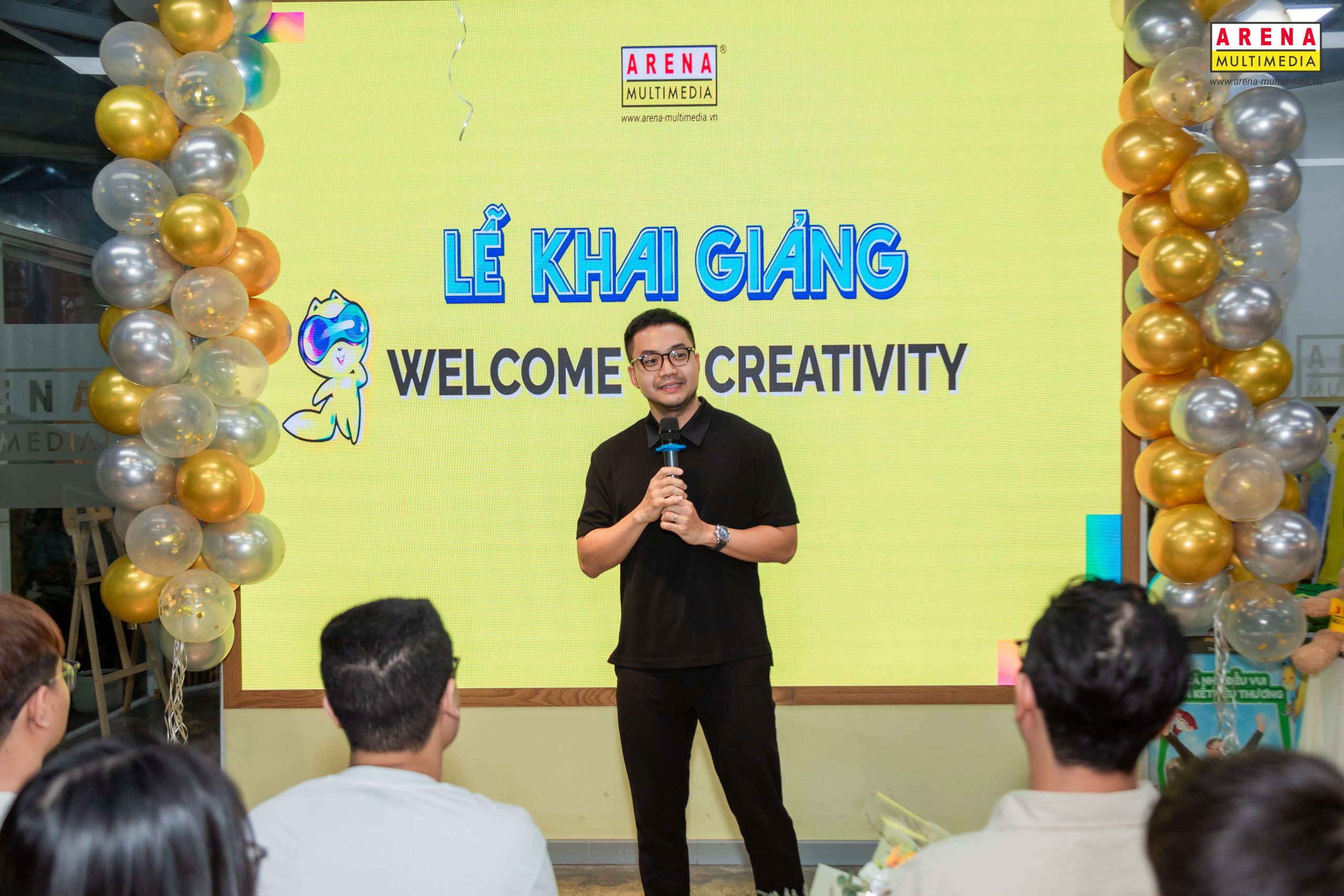 Lễ khai giảng "Welcome To Creativity": Khởi đầu hành trình "Happy Designers" đầy nhiệt huyết Lễ khai giảng "Welcome To Creativity": Khởi đầu hành trình "Happy Designers" đầy nhiệt huyết