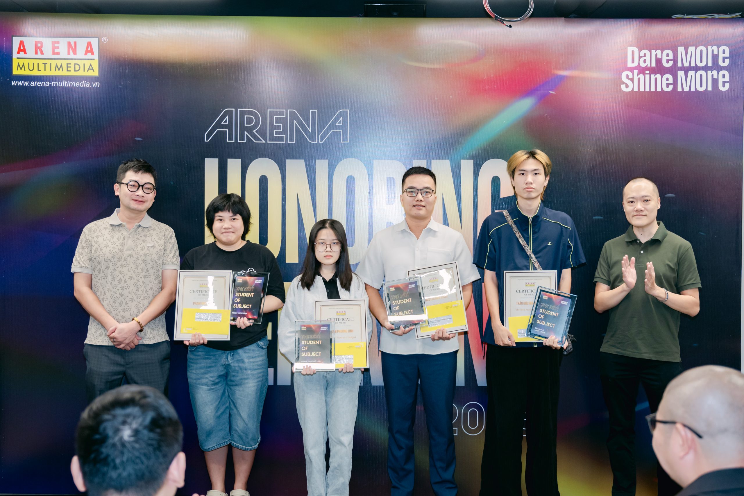 Arena Honoring Ceremony 2025 khu vực Hà Nội: Vinh danh hành trình sáng tạo và trưởng thành của học viên Arena Multimedia Arena Honoring Ceremony 2025 khu vực Hà Nội: Vinh danh hành trình sáng tạo và trưởng thành của học viên Arena Multimedia
