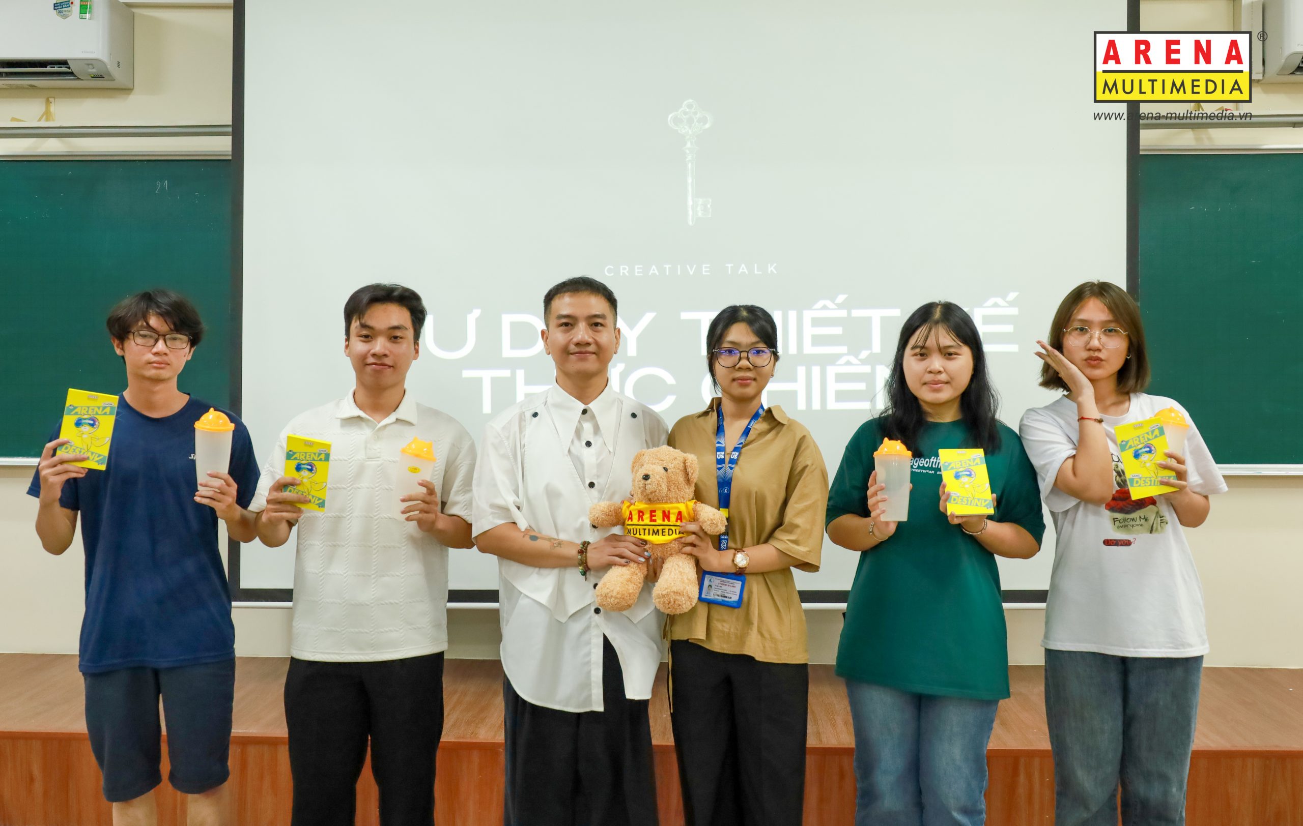 Workshop “Kỹ năng tư duy thiết kế”: Khơi dậy sáng tạo cùng sinh viên Đại học Khoa học Tự nhiên TP.HCM Workshop “Kỹ năng tư duy thiết kế”: Khơi dậy sáng tạo cùng sinh viên Đại học Khoa học Tự nhiên TP.HCM
