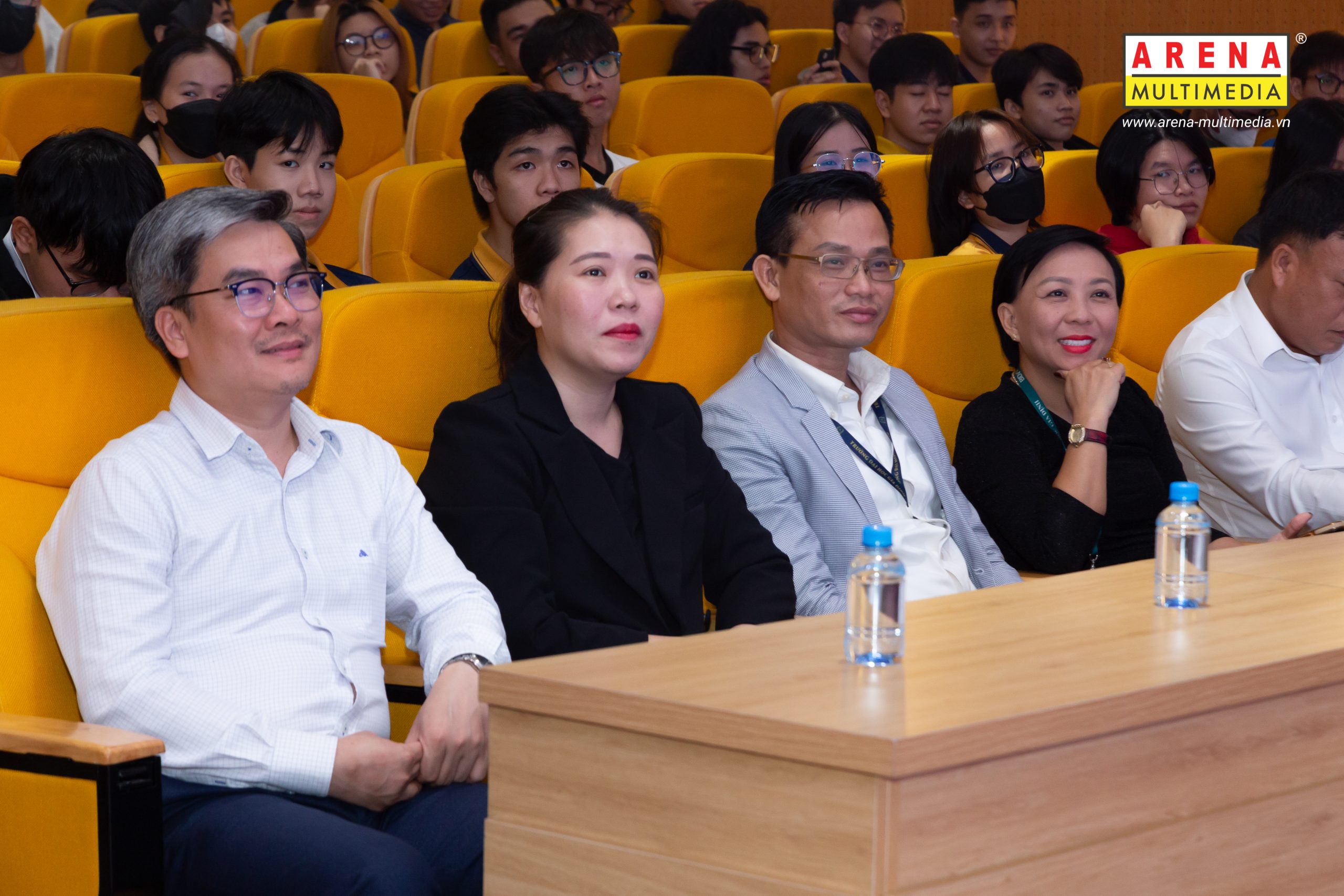 Workshop “Kỹ năng tư duy thiết kế”: Mở khóa tiềm năng sáng tạo cùng sinh viên Đại học Gia Định Workshop “Kỹ năng tư duy thiết kế”: Mở khóa tiềm năng sáng tạo cùng sinh viên Đại học Gia Định