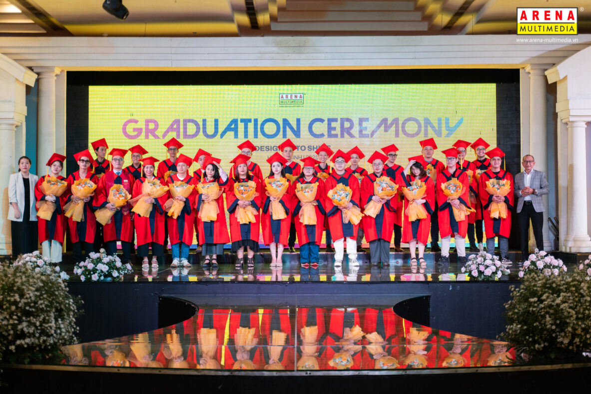 Lễ tốt nghiệp 2025 - DESIGNED TO SHINE: Cùng nhìn lại một chặng đường rực rỡ Lễ tốt nghiệp 2025 - DESIGNED TO SHINE: Cùng nhìn lại một chặng đường rực rỡ