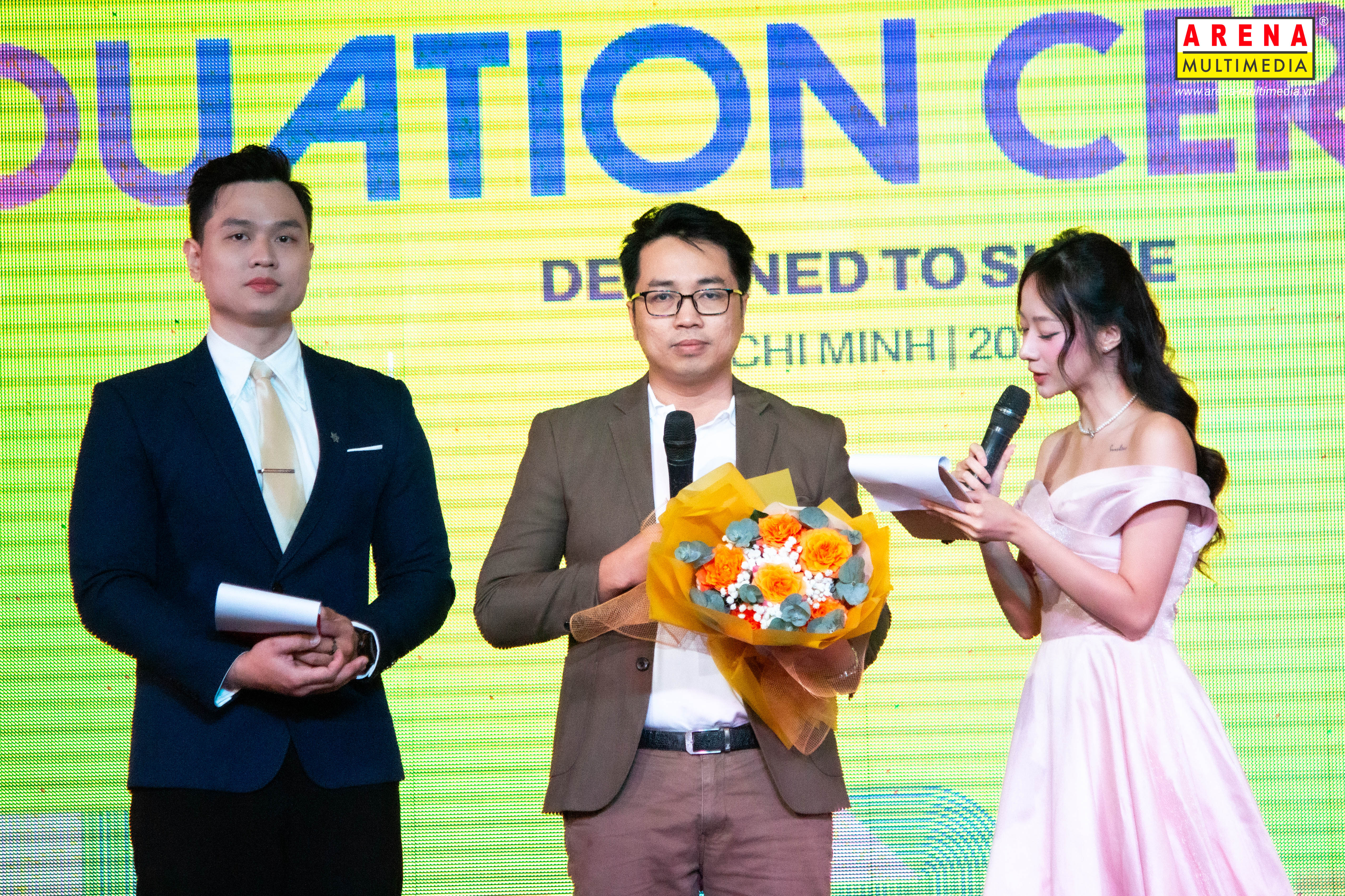 Lễ tốt nghiệp 2025 - DESIGNED TO SHINE: Cùng nhìn lại một chặng đường rực rỡ Lễ tốt nghiệp 2025 - DESIGNED TO SHINE: Cùng nhìn lại một chặng đường rực rỡ