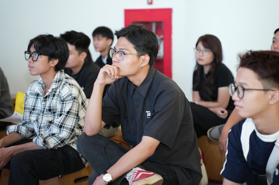 Toàn cảnh triển lãm Show It NOW 2025: Nơi tác phẩm tỏa sáng và cộng đồng gắn kết Toàn cảnh triển lãm Show It NOW 2025: Nơi tác phẩm tỏa sáng và cộng đồng gắn kết